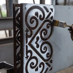 Декоративная покраска металлоконструкций в Казахстане миниатюра 1