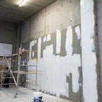 Покраска бетонных стен в Казахстане миниатюра 2