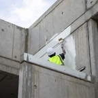 Покраска фасада по бетону в Казахстане миниатюра 1